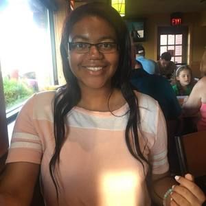 Meet your Posher, Janae